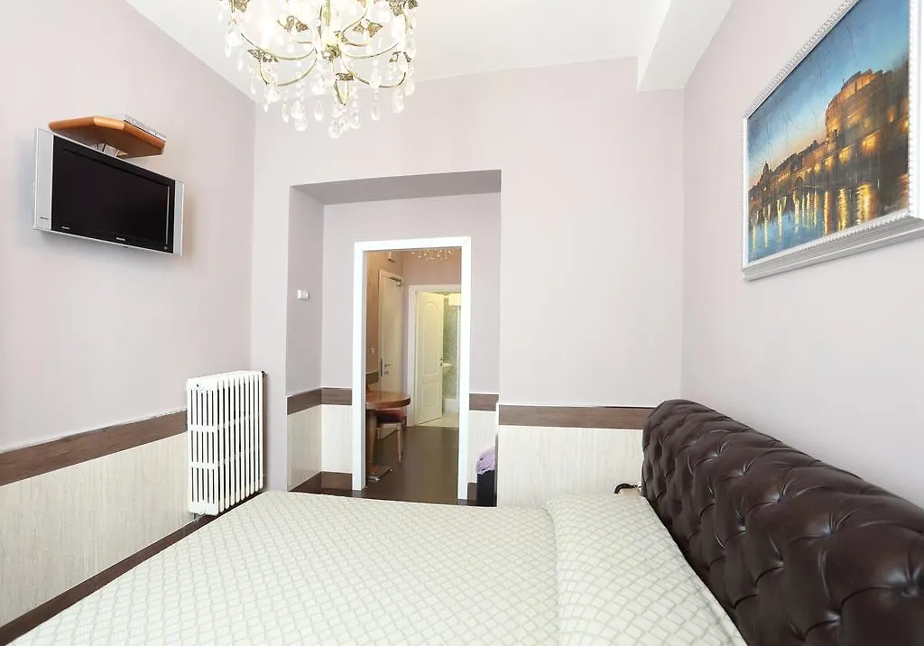 ***  רומא Hotel San Valentino איטליה