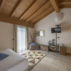 Hotel Villa Colico 3* Колико
