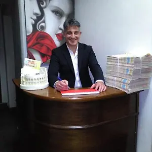 Gloria Řím